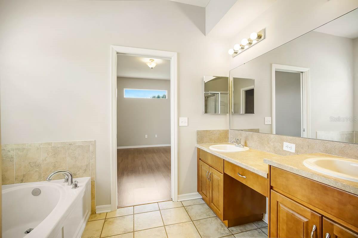 SOUTH FORK UNIT 6 - Residential Lease