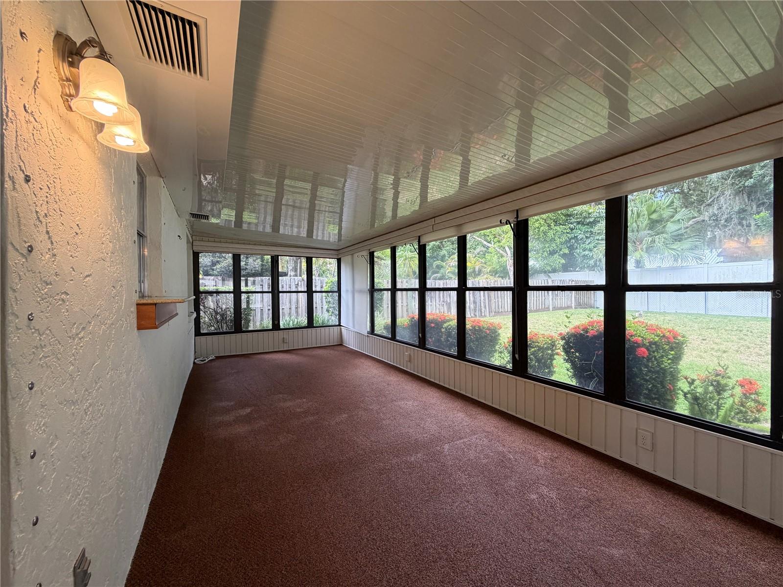 LAKE SARASOTA - Residential