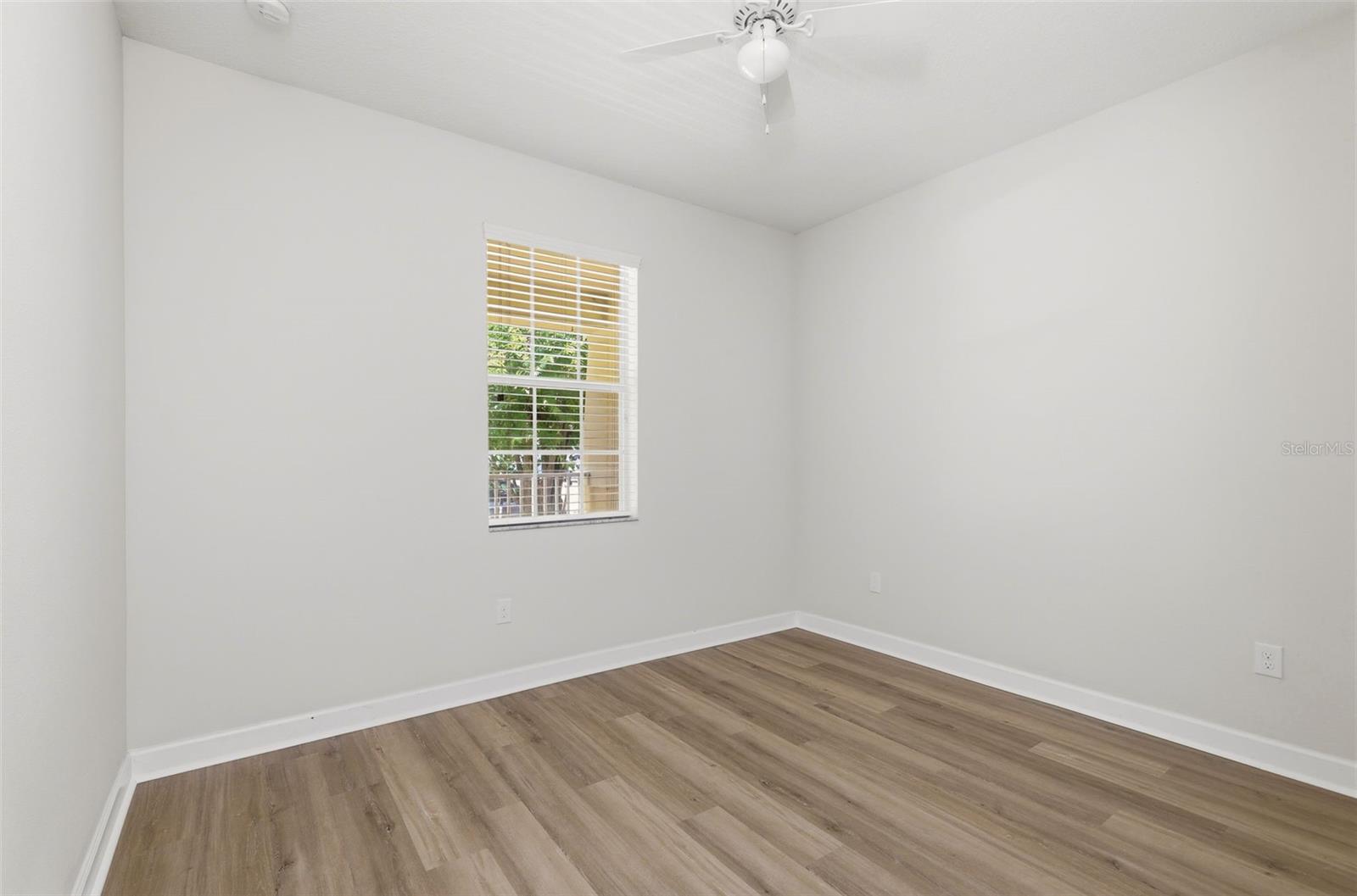 SIGNATURE LAKES PH 2 - Residential