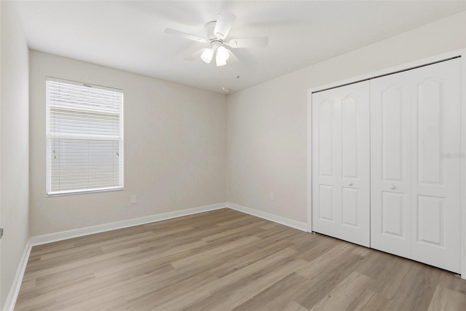 SIGNATURE LAKES PH 2 - Residential