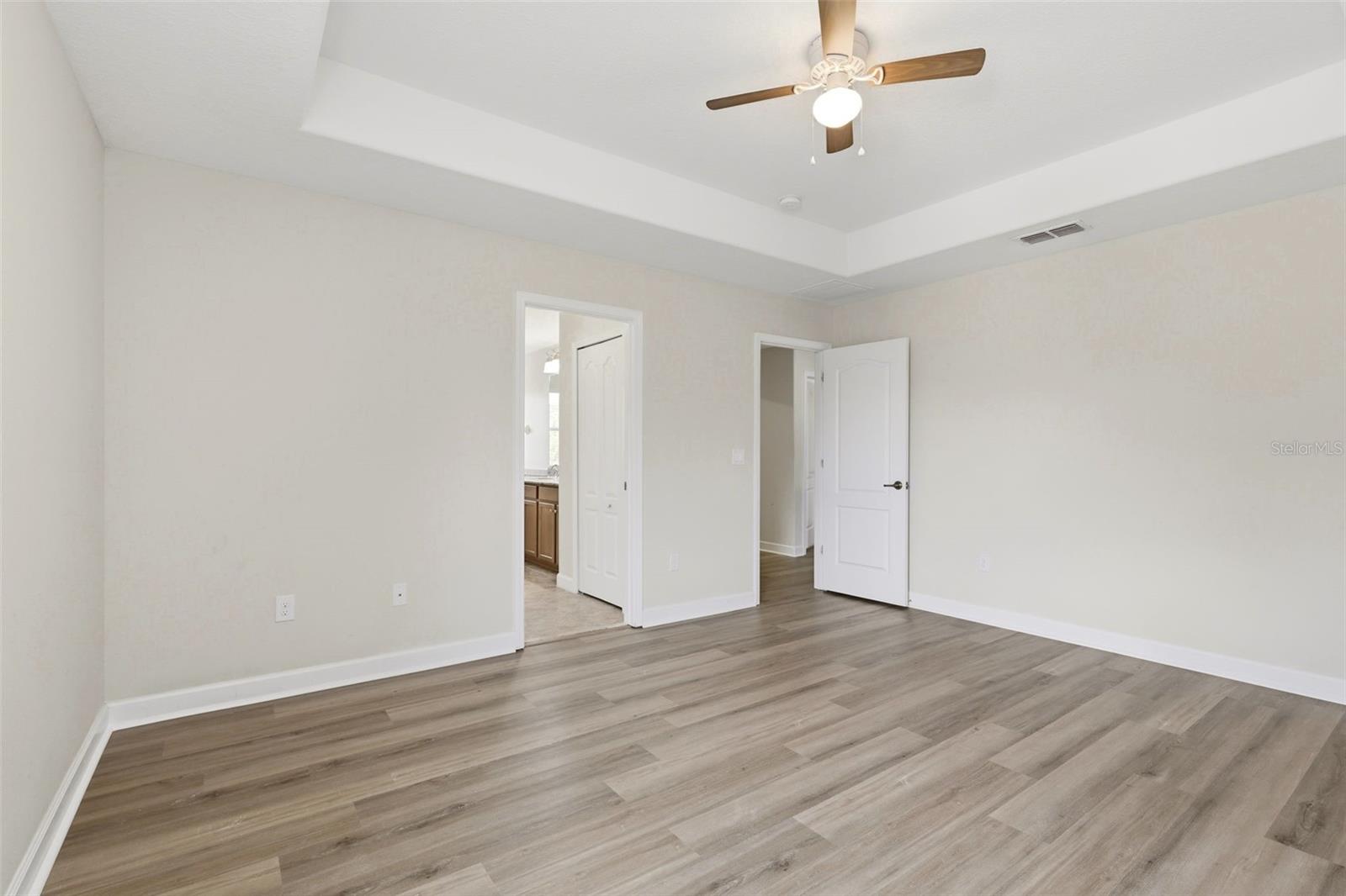 SIGNATURE LAKES PH 2 - Residential
