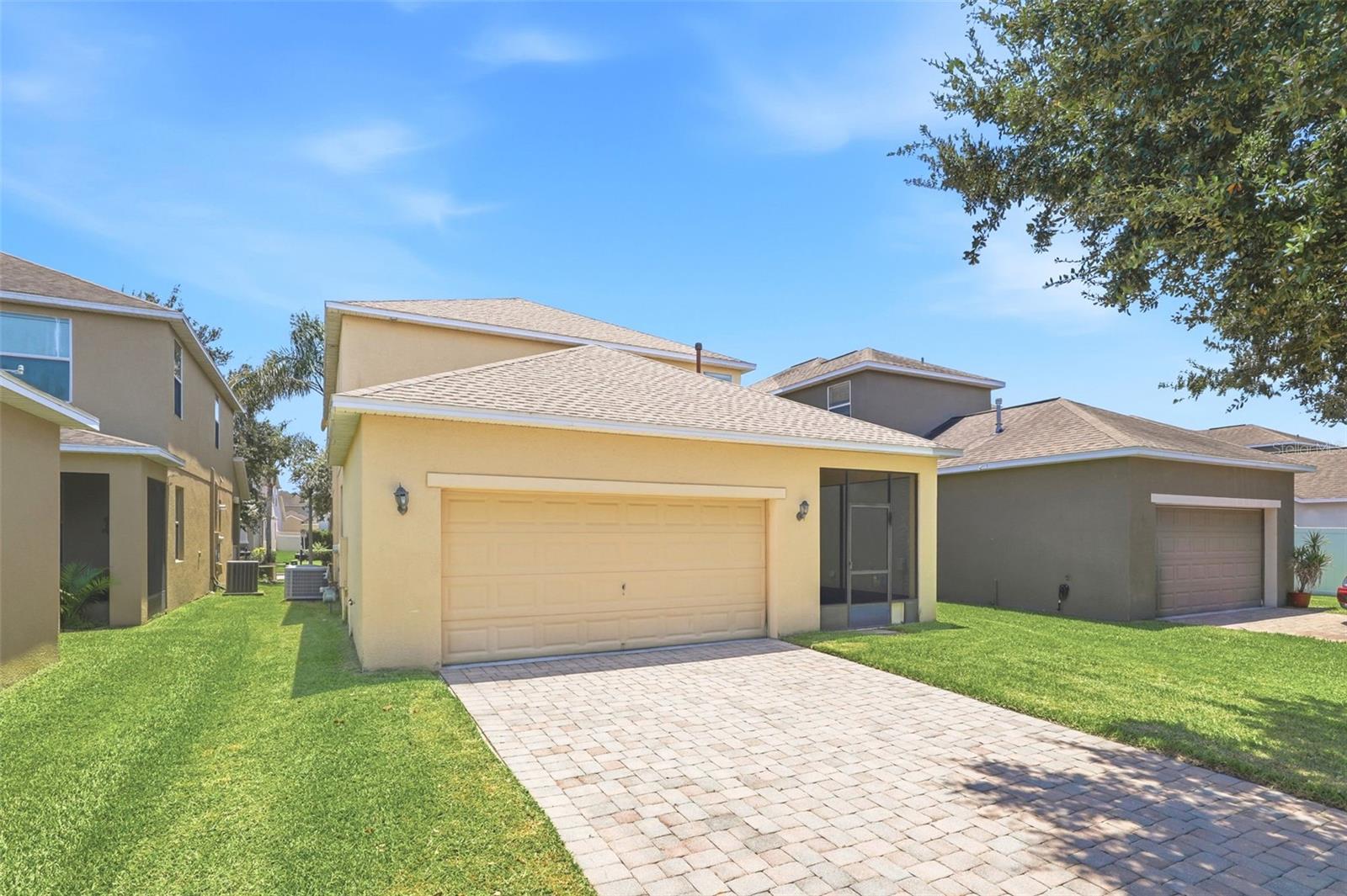 SIGNATURE LAKES PH 2 - Residential