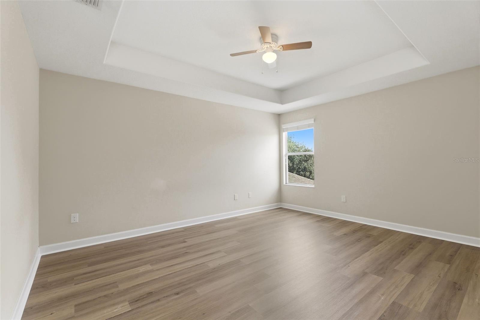 SIGNATURE LAKES PH 2 - Residential