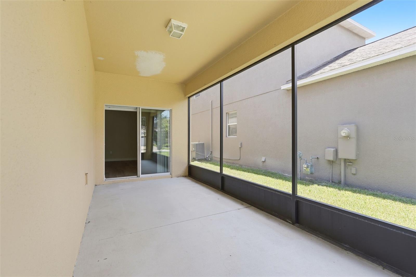 SIGNATURE LAKES PH 2 - Residential