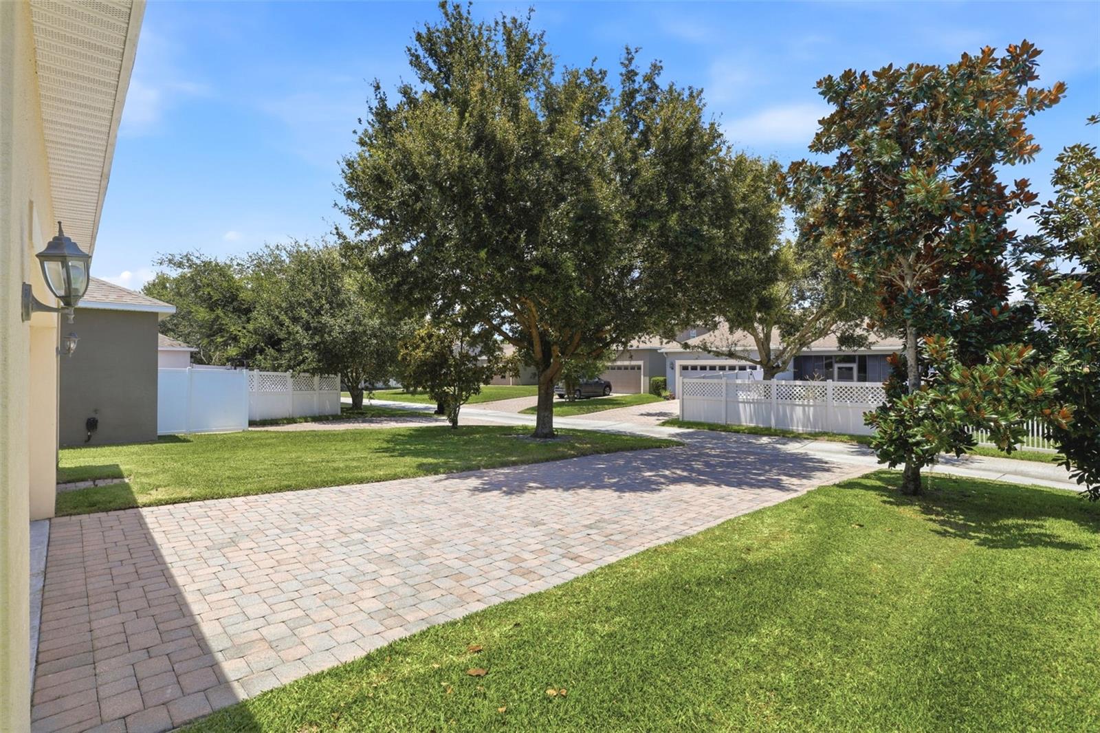 SIGNATURE LAKES PH 2 - Residential