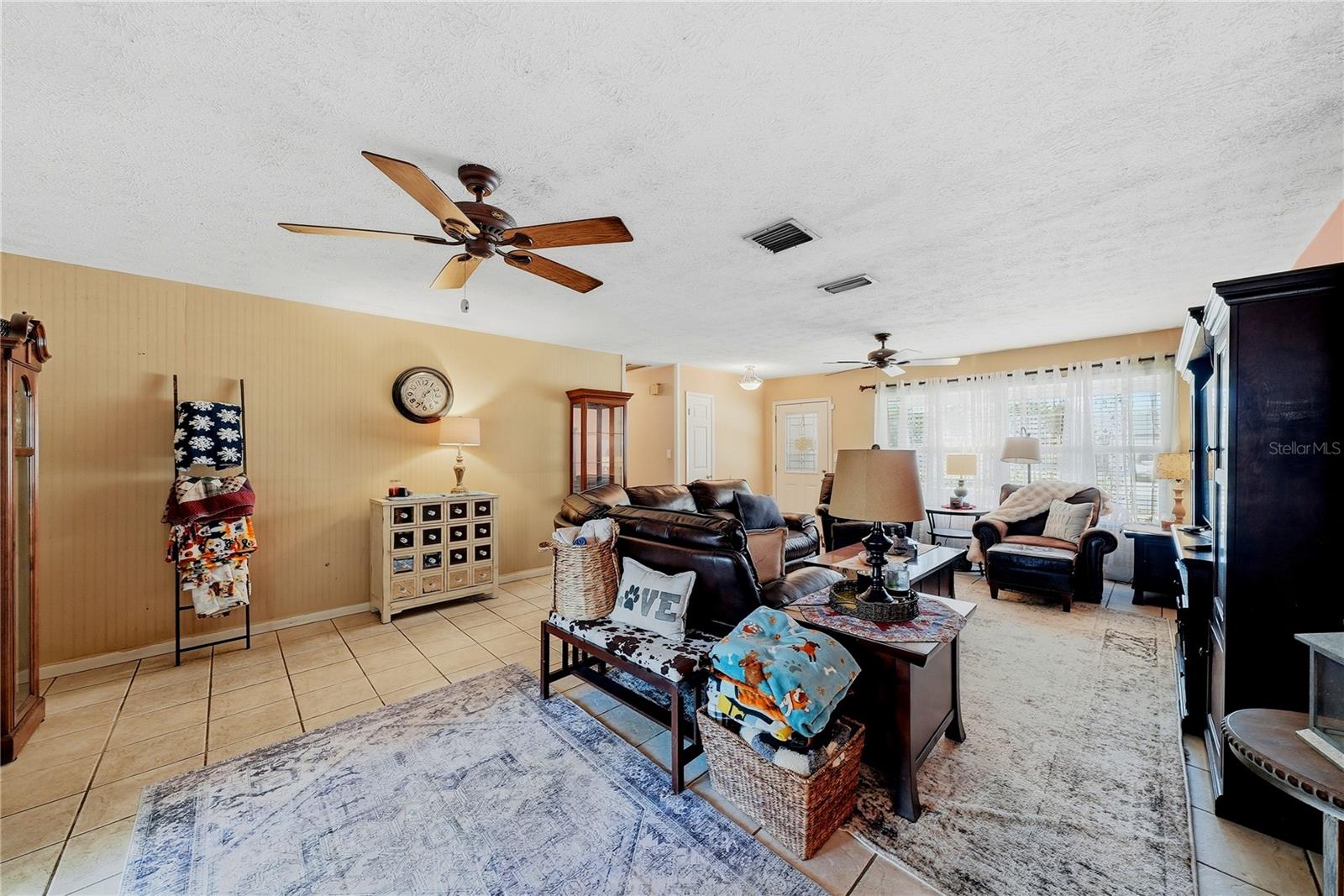 BRANDON EAST SUB UNIT - Residential