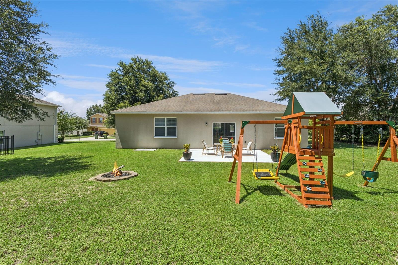 WINDSONG/LEESBURG - Residential