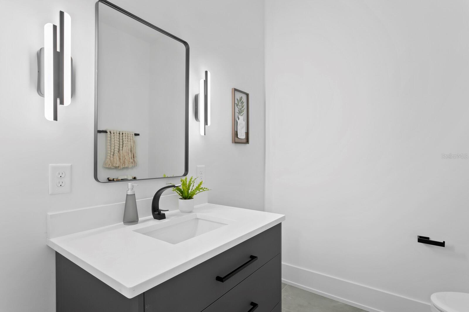 HENDERSON BEACH - Residential