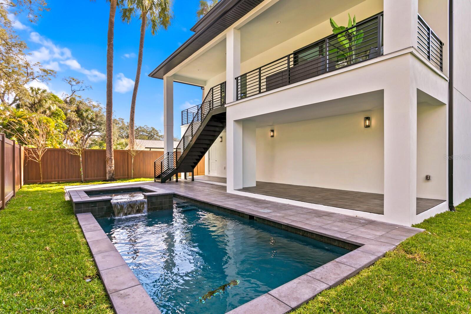 HENDERSON BEACH - Residential