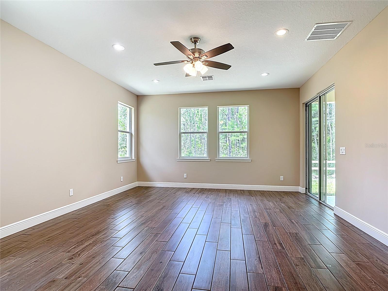 CAPE ORLANDO ESTATES - Residential