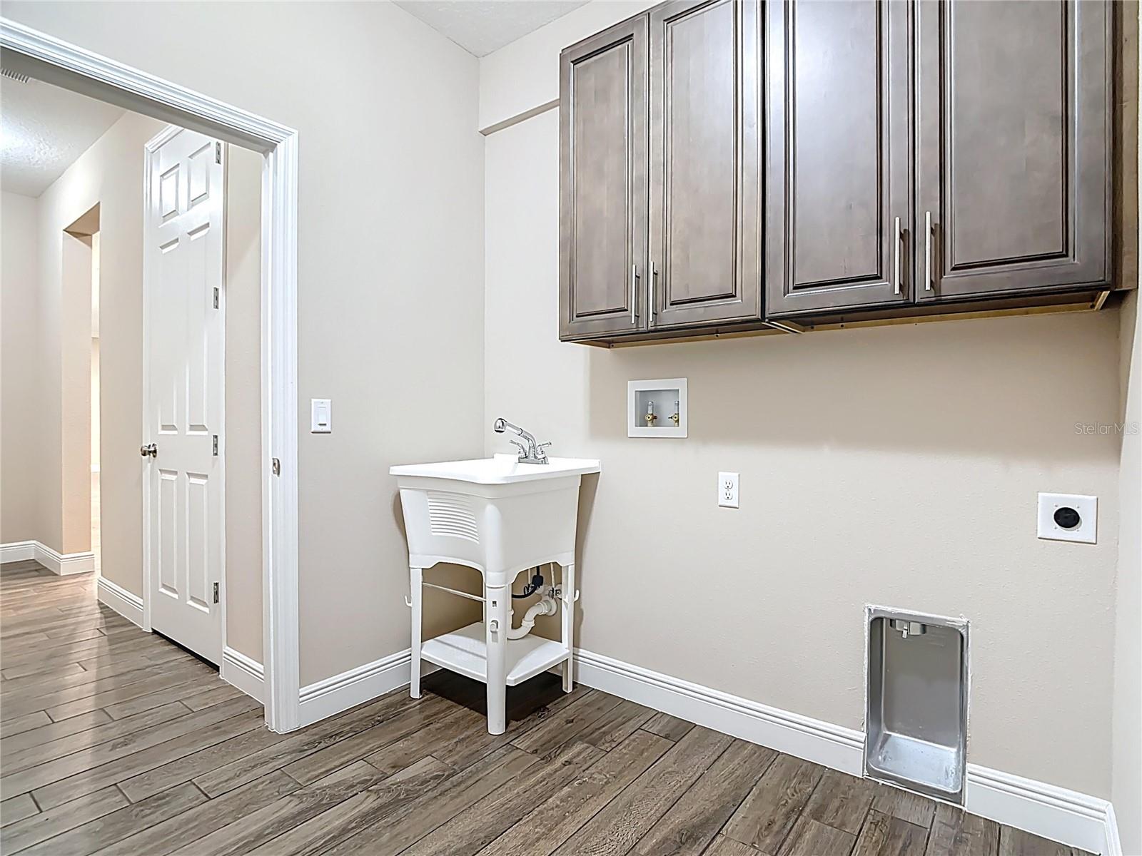 CAPE ORLANDO ESTATES - Residential
