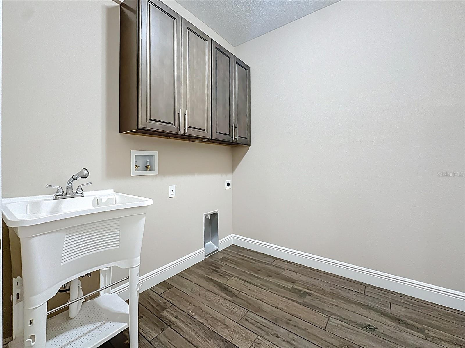 CAPE ORLANDO ESTATES - Residential