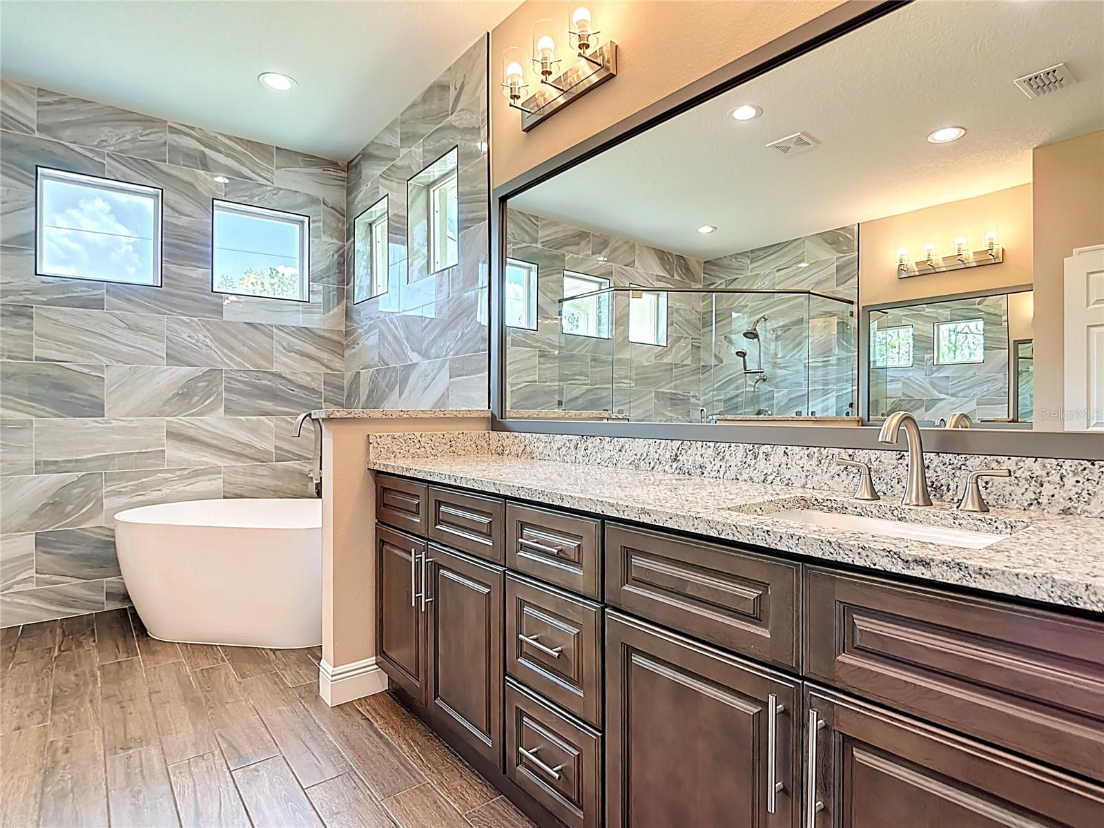 CAPE ORLANDO ESTATES - Residential