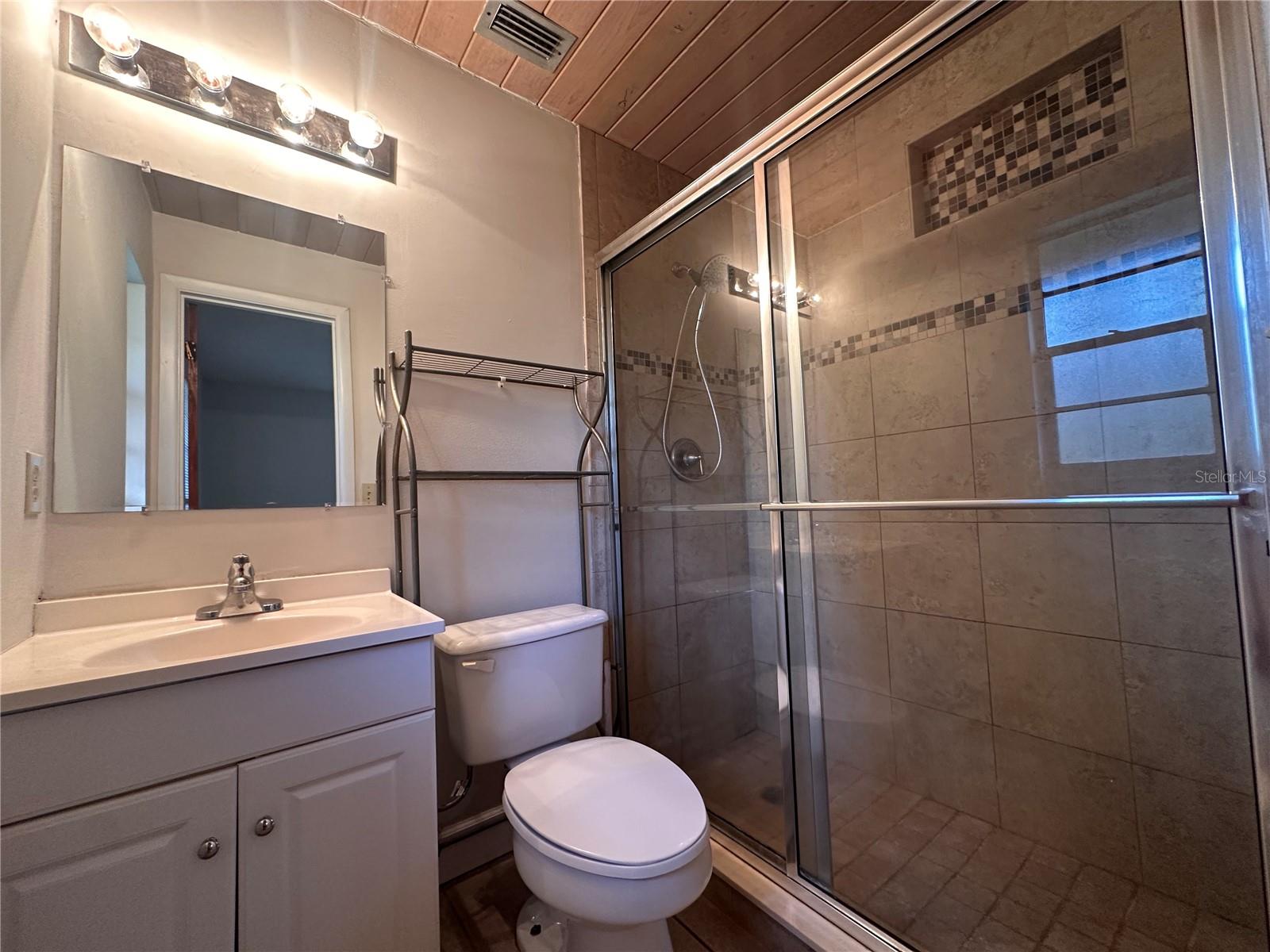 BLUE LAKE RIDGE - Residential Lease