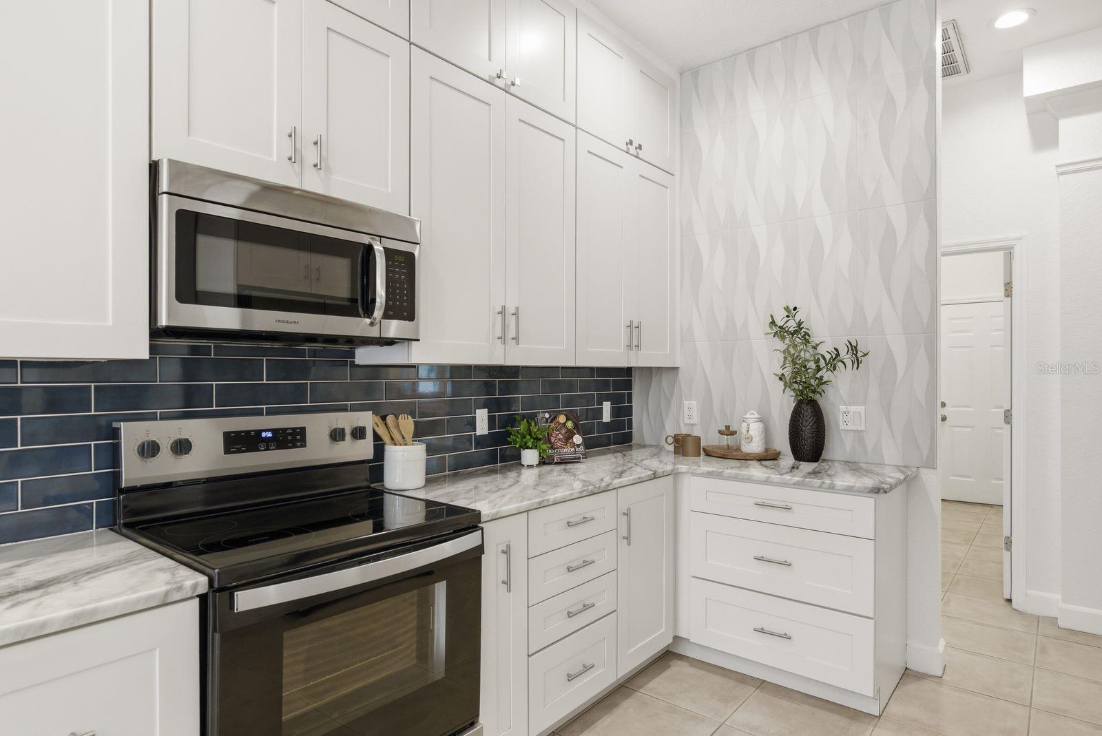 CARLTON RIDGE - Residential