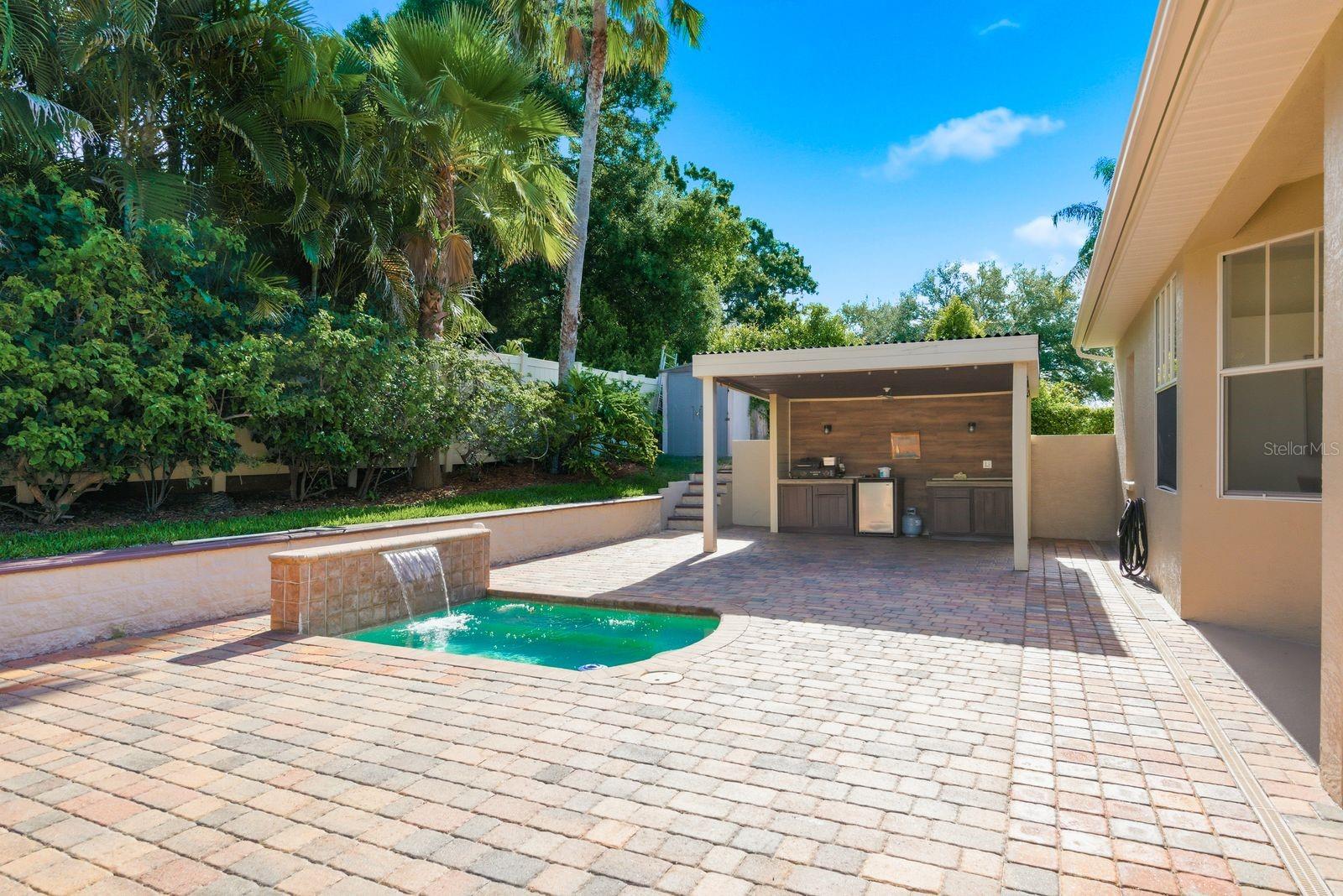 CARLTON RIDGE - Residential