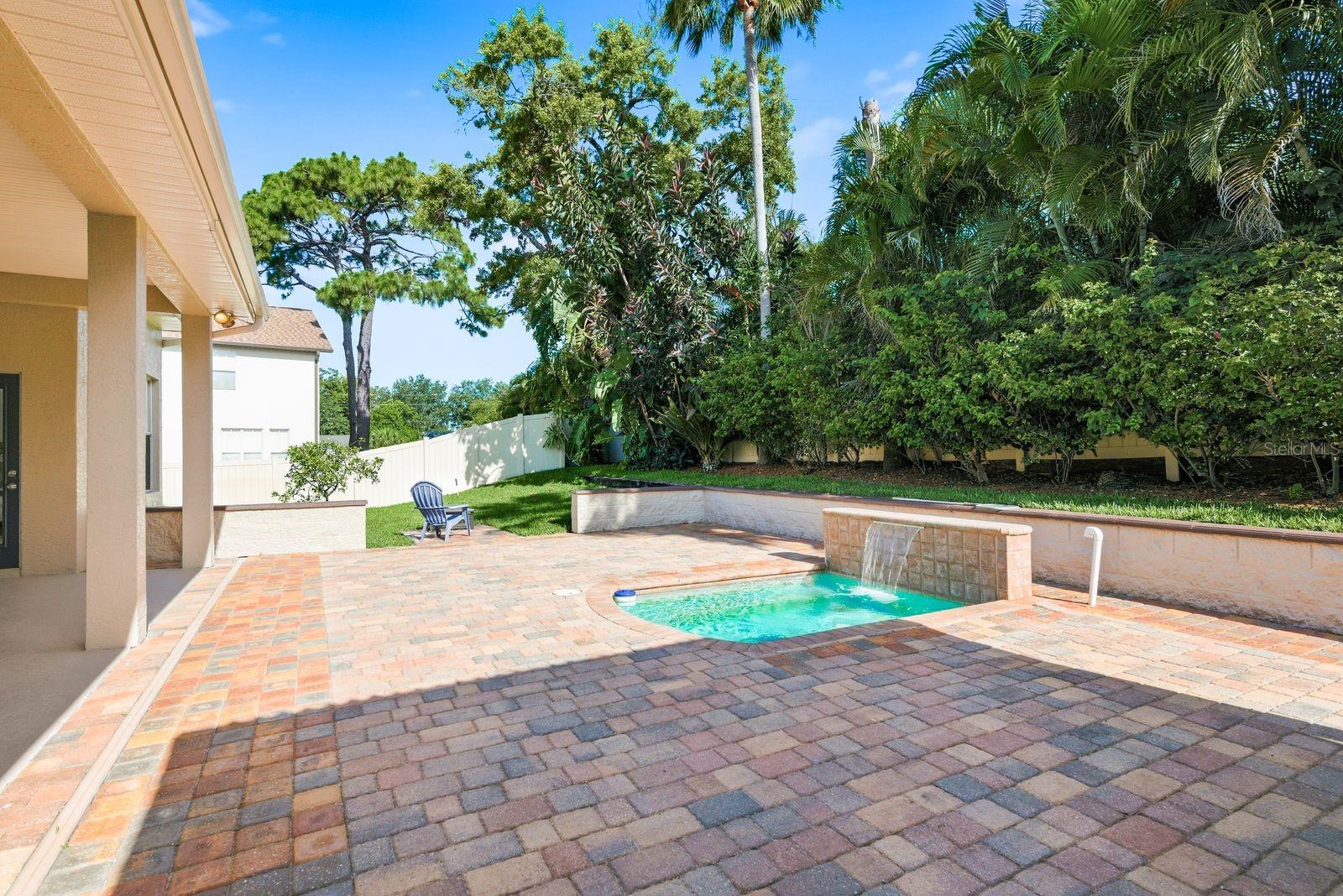 CARLTON RIDGE - Residential