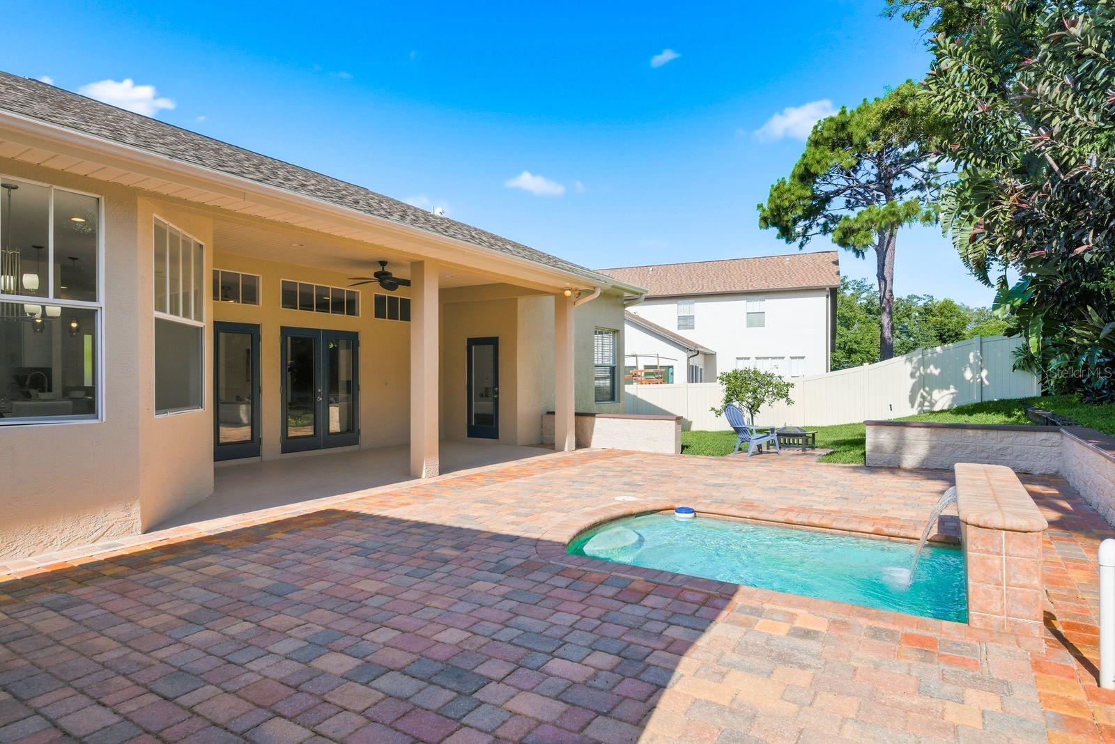 CARLTON RIDGE - Residential