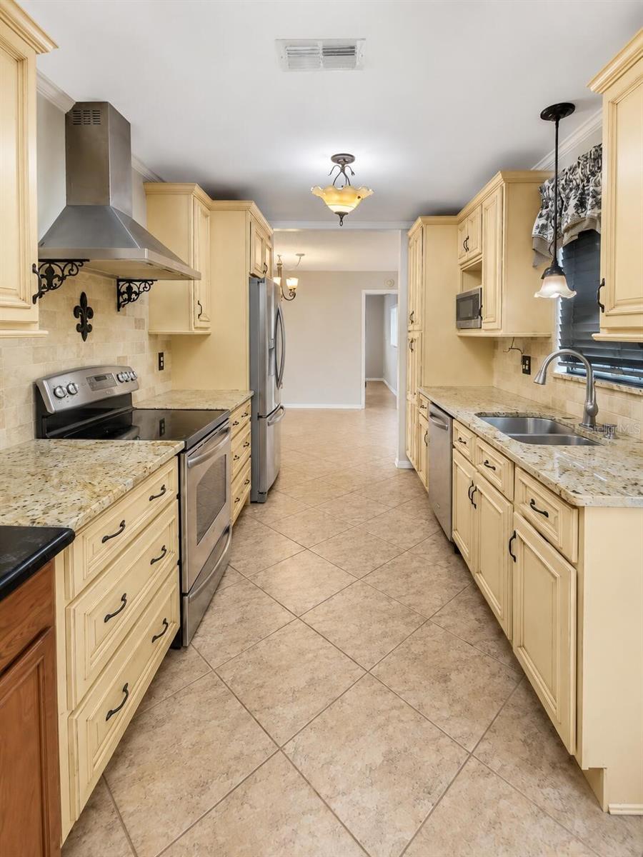 SPRUCE CREEK 04 - Residential