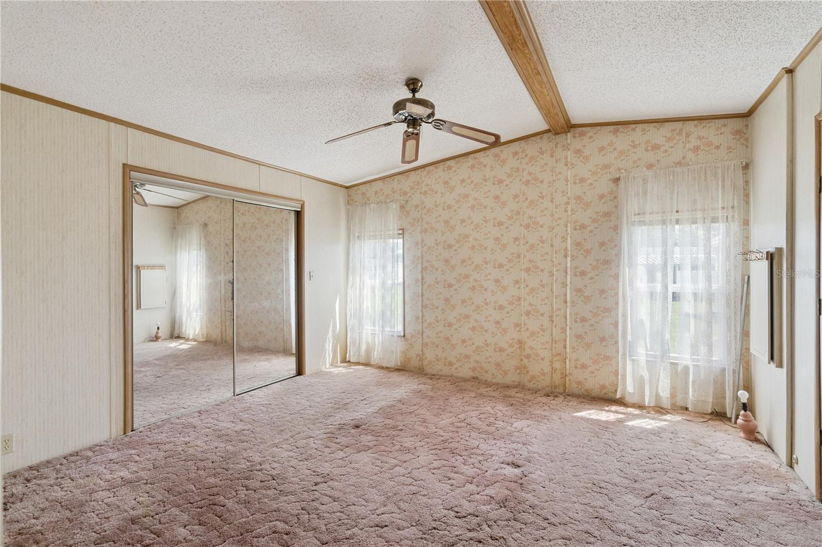 FOXWOOD LAKE ESTATES PH 01 - Residential
