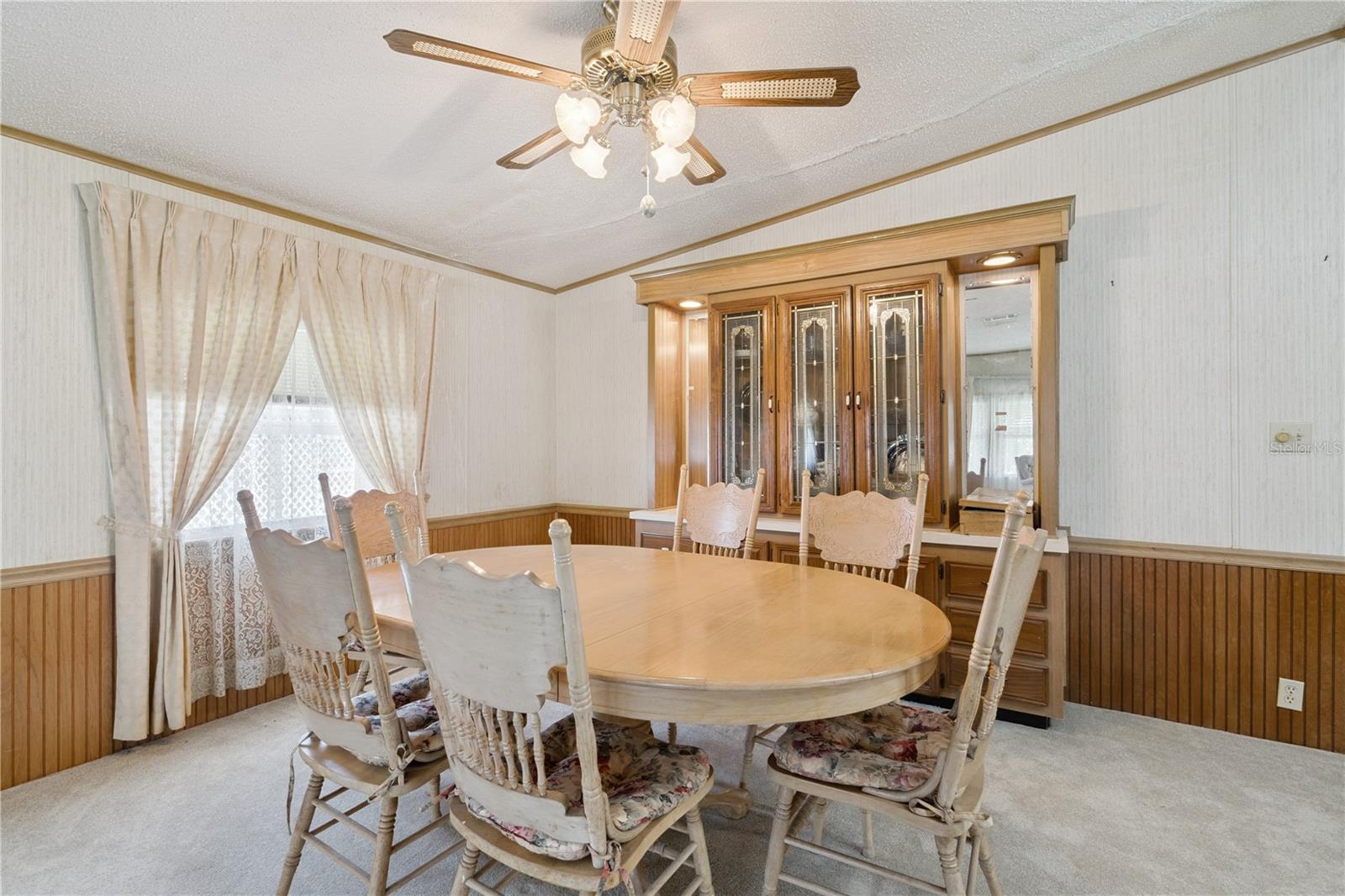 FOXWOOD LAKE ESTATES PH 01 - Residential