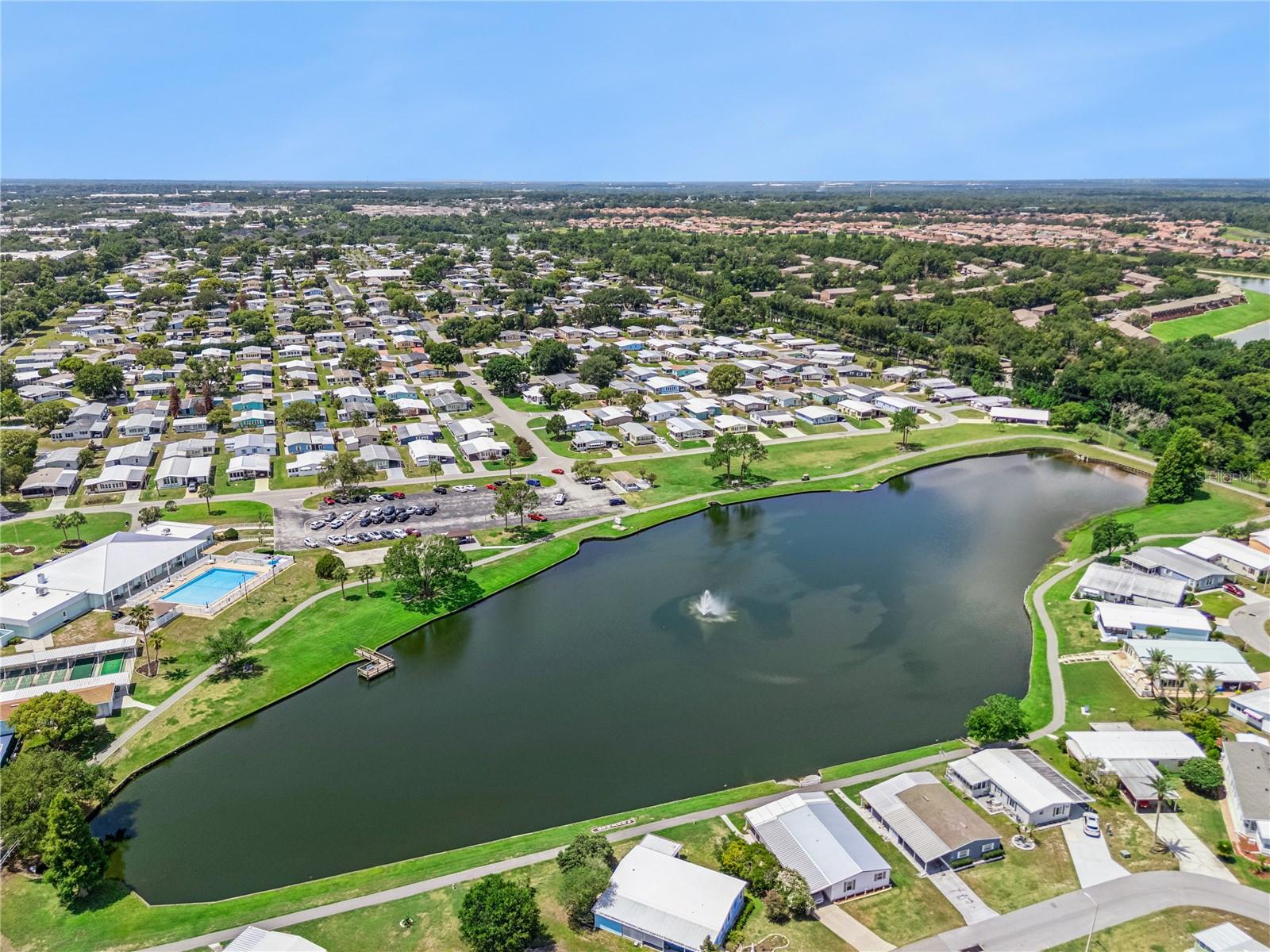 FOXWOOD LAKE ESTATES PH 01 - Residential