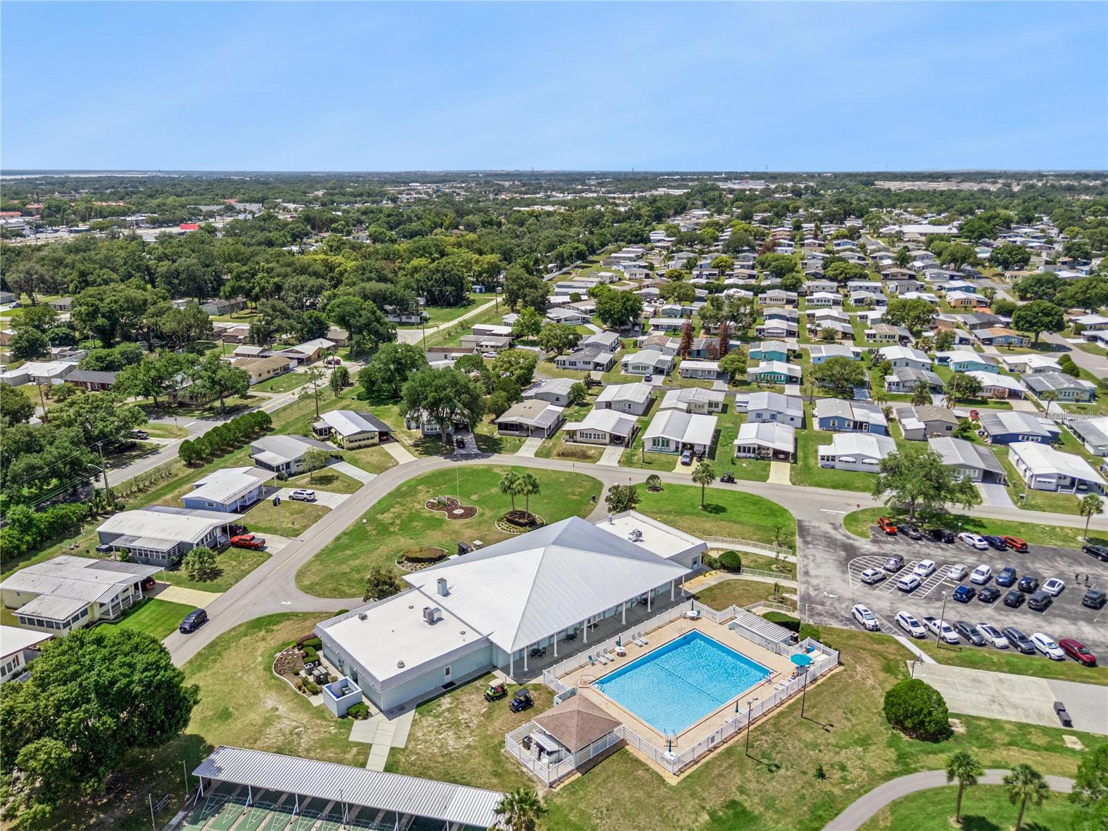FOXWOOD LAKE ESTATES PH 01 - Residential