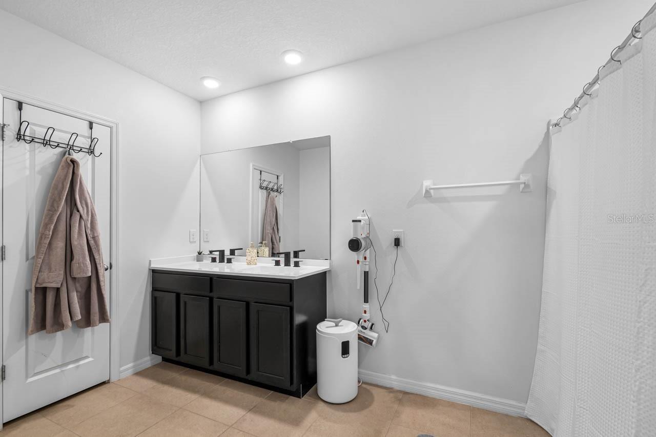 MIRADA PRCL 17-1 - Residential