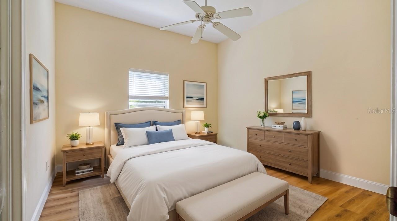 DELAND MANOR - Residential