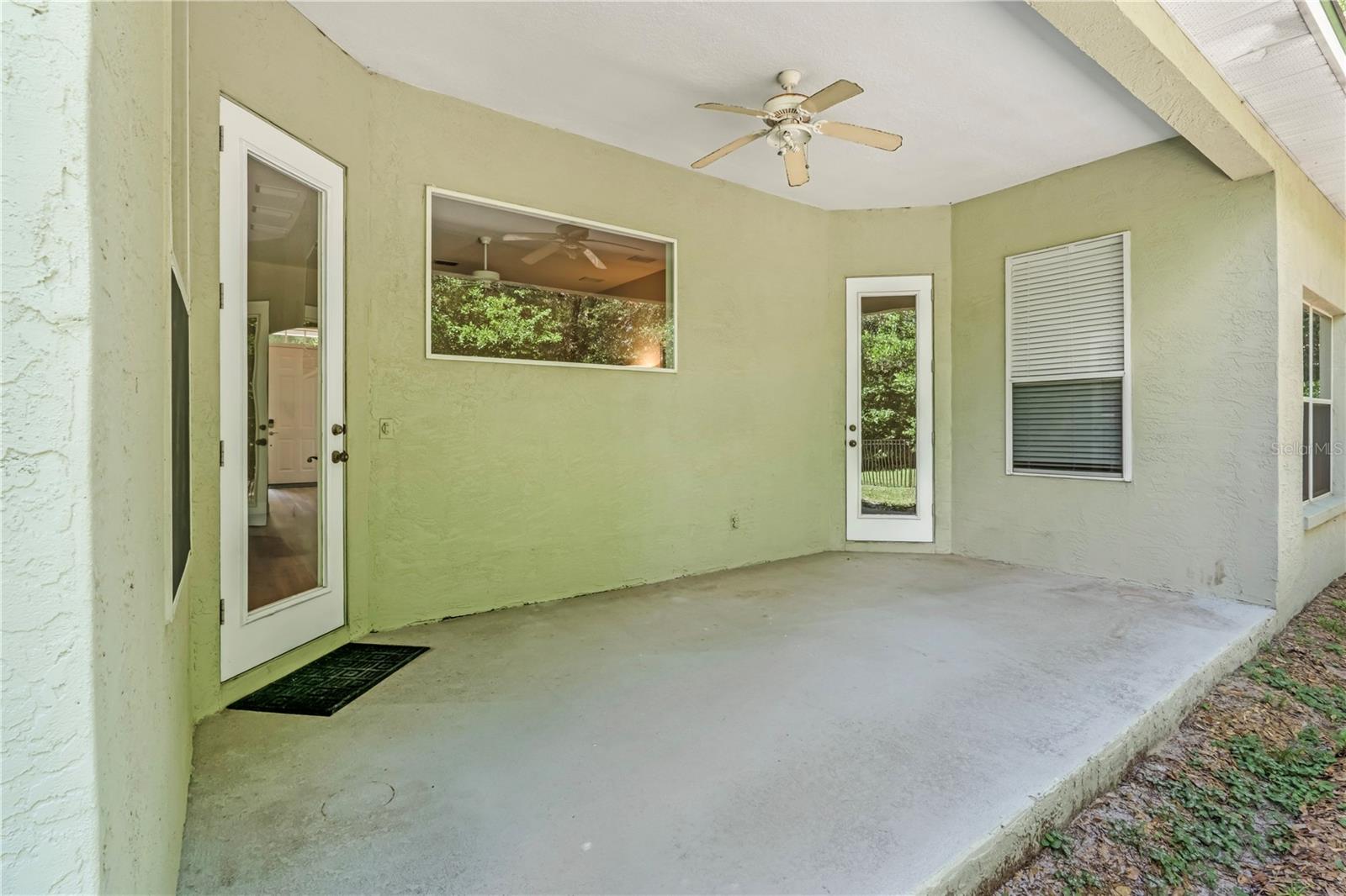 DELAND MANOR - Residential