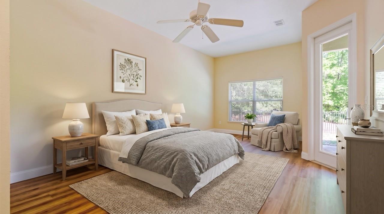 DELAND MANOR - Residential