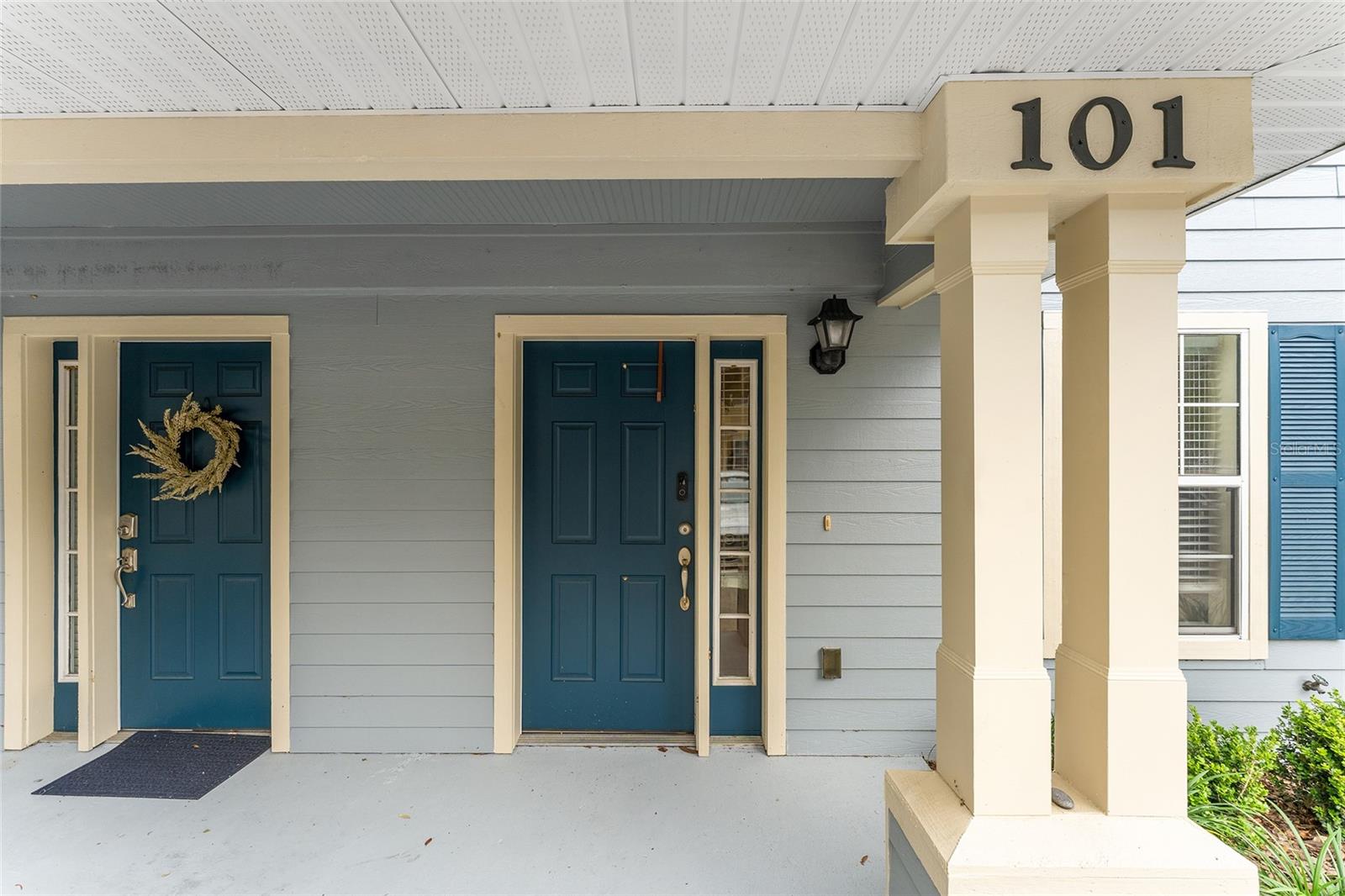 CHASE HOLLOW CONDO - Residential