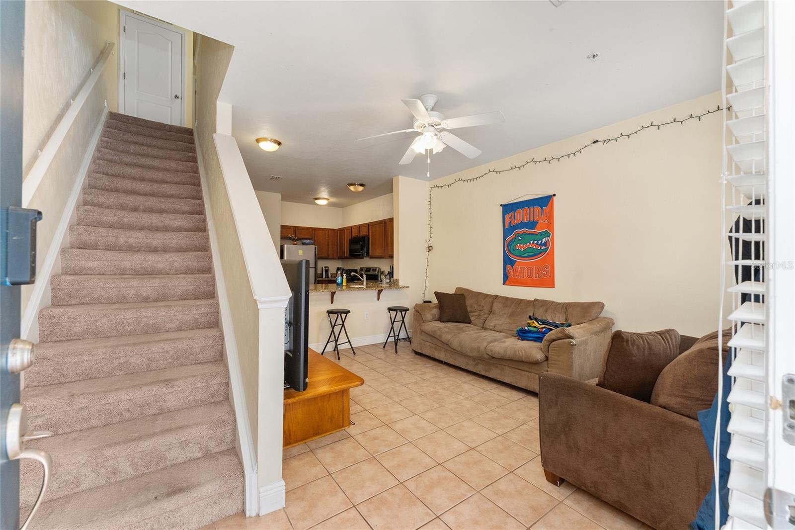 CHASE HOLLOW CONDO - Residential