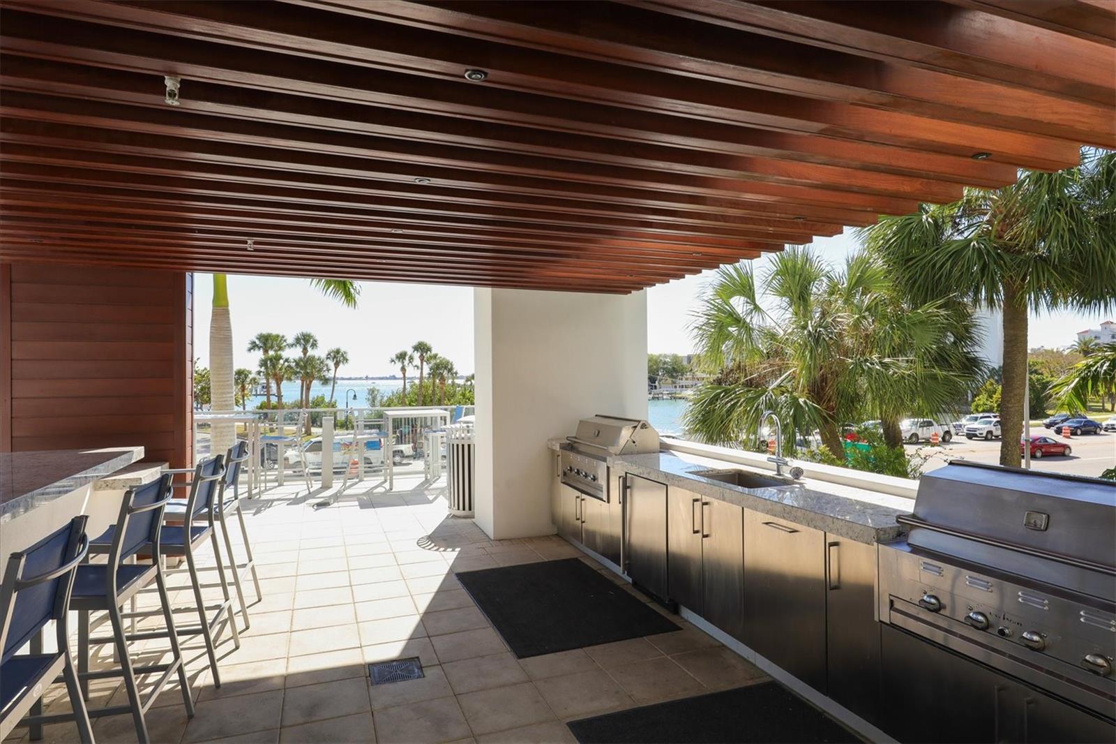 VUE SARASOTA BAY - Residential