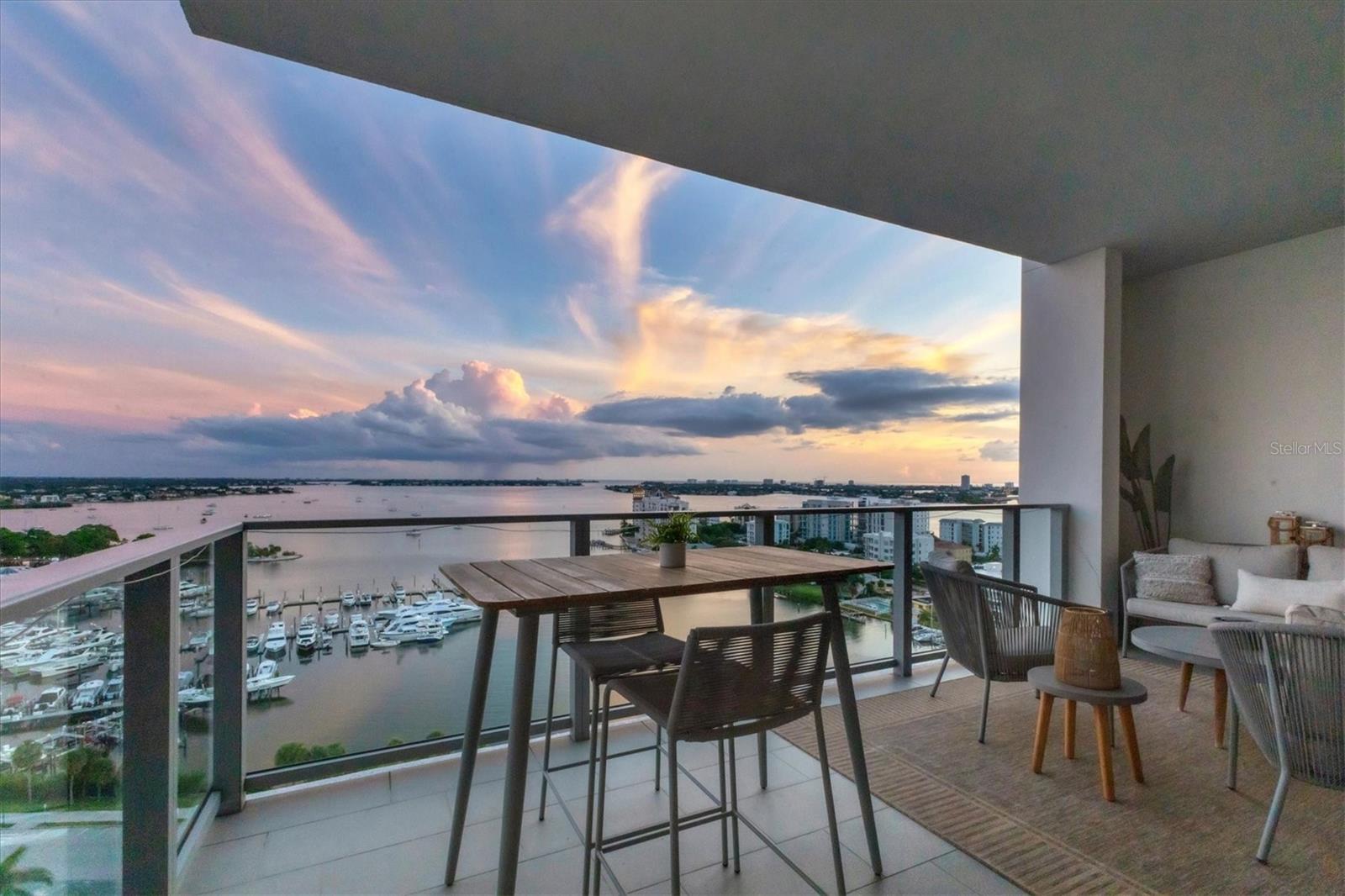 VUE SARASOTA BAY - Residential