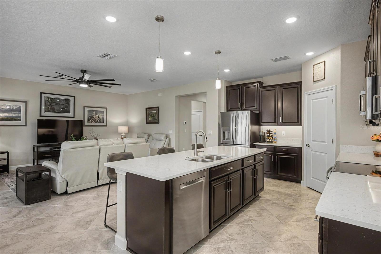 MIRADA ACTIVE ADULT - Residential