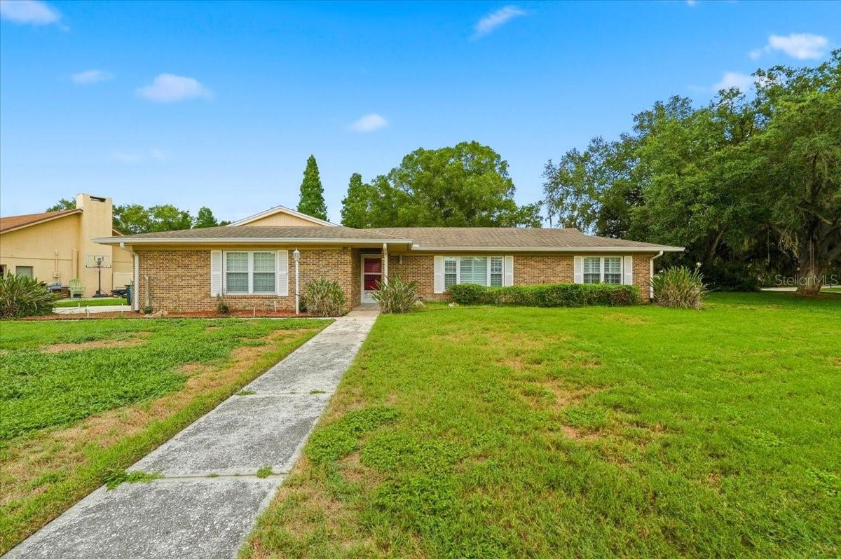 Welcome to this spacious 4-bedroom, 2-full-bathroom home in desirable Mulberry, offering over 2,199 square feet of living space. Recent updates include a roof (2019), A/C system (2019), refrigerator (2021), and dishwasher (2023). Step outside and enjoy your private screened pool area complete with a pool cage, creating the perfect space for relaxing or entertaining year-round. Additional features include double-pane windows, two electric water heaters, generous living areas, and a functional floor plan designed for comfortable everyday living. FULL 3D walk-through video available upon request. PLEASE NOTE - I am not available on the Sabbath (saturdays) PLEASE CONTACT 2ND AGENT ON THE LISTING (NICOLE).
