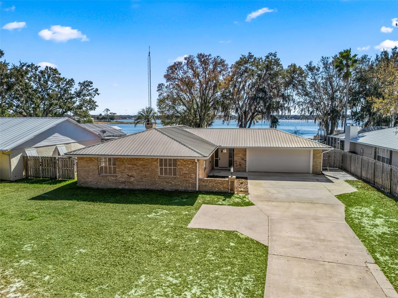 JOHNSON WALLACE E JR - Residential