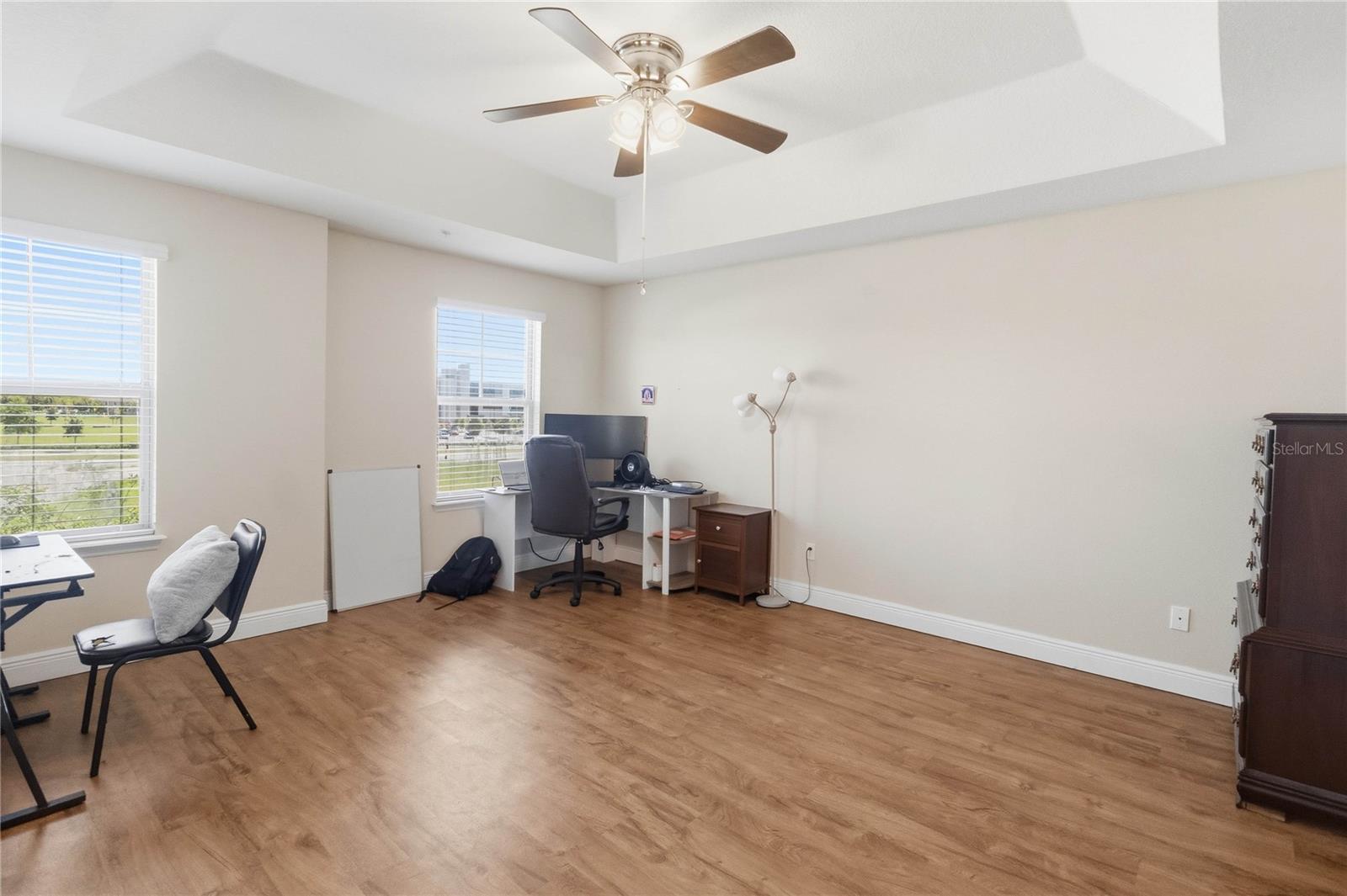 OVERLOOK/EAST PARK - Residential