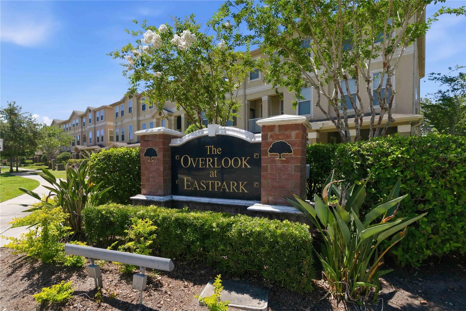 OVERLOOK/EAST PARK - Residential