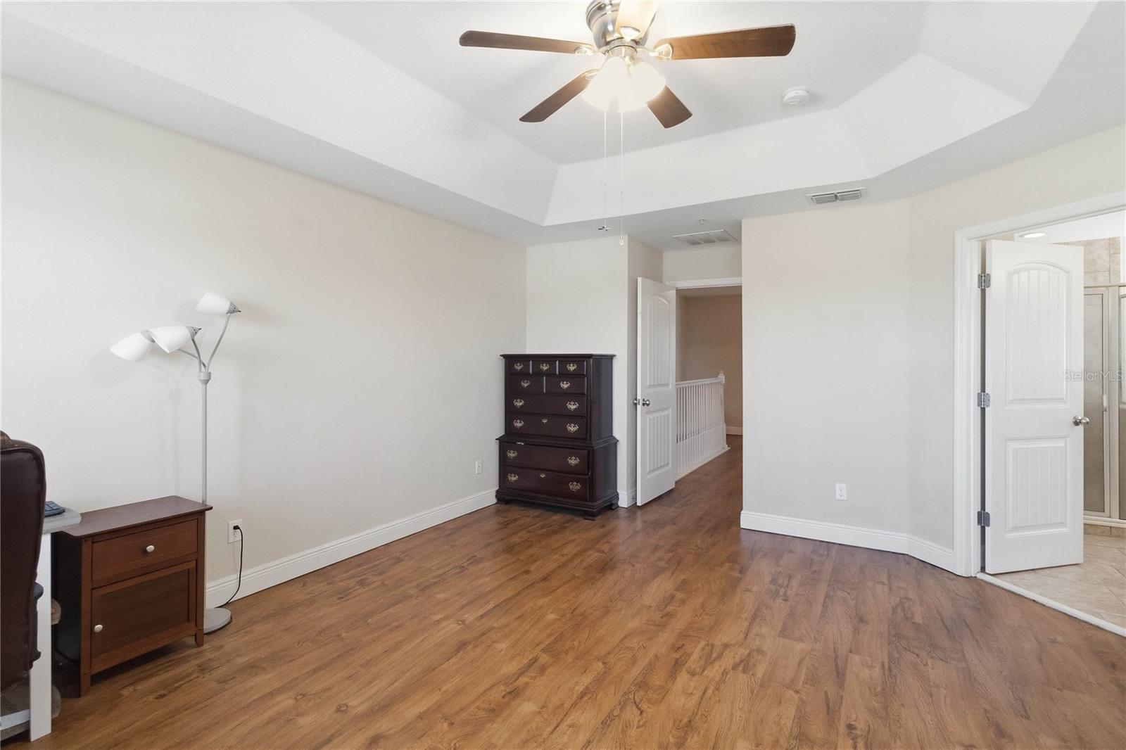OVERLOOK/EAST PARK - Residential