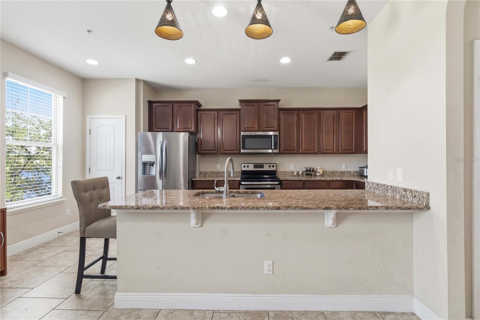OVERLOOK/EAST PARK - Residential