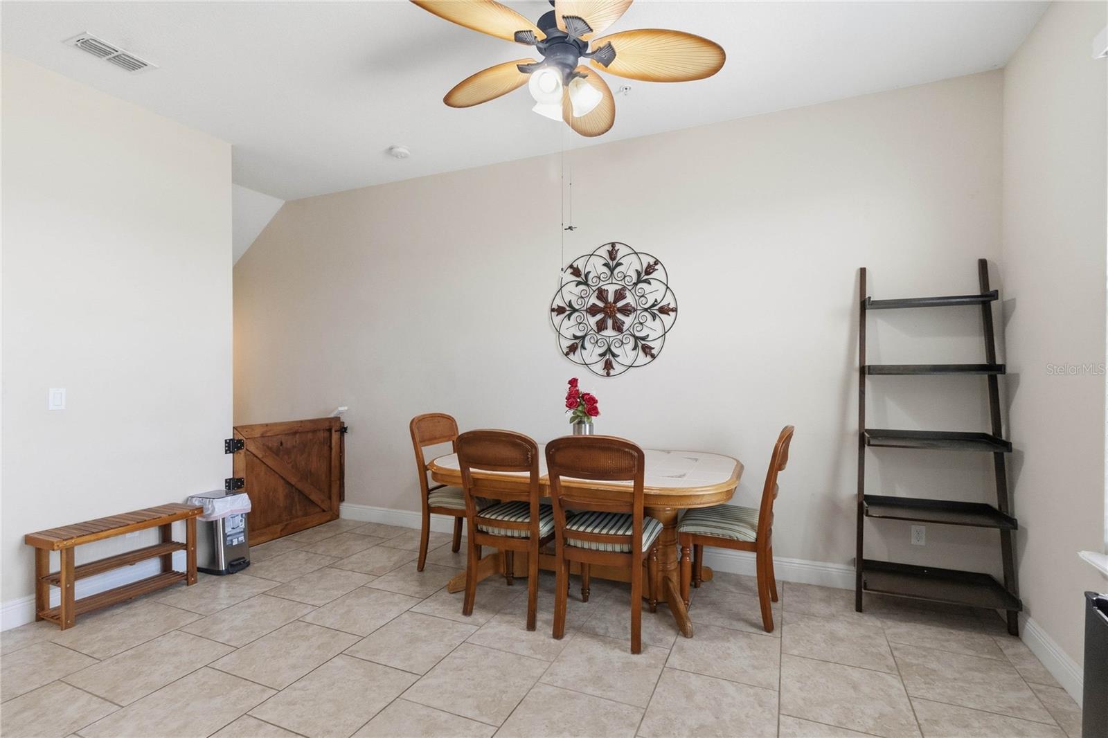 OVERLOOK/EAST PARK - Residential