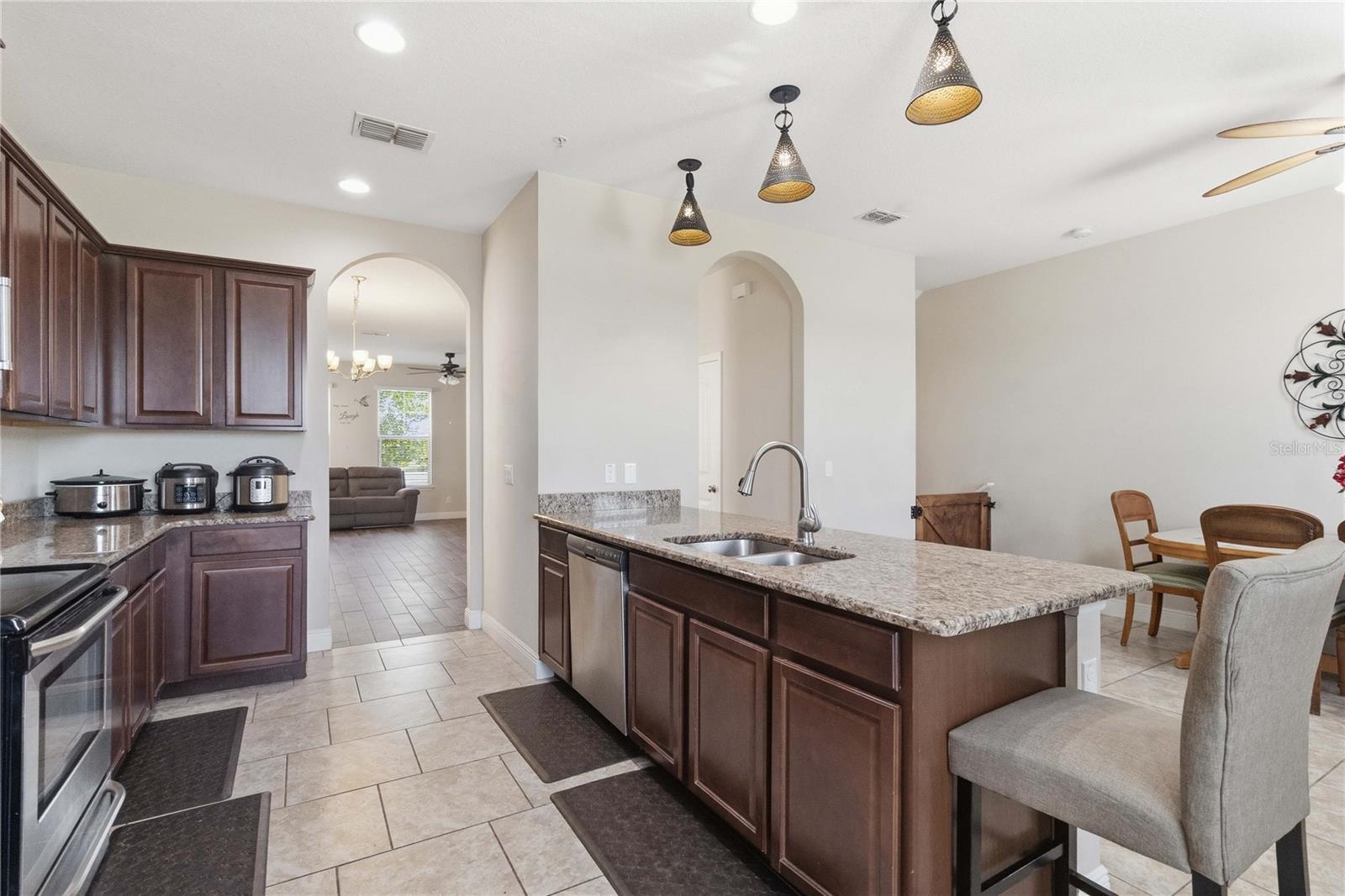 OVERLOOK/EAST PARK - Residential