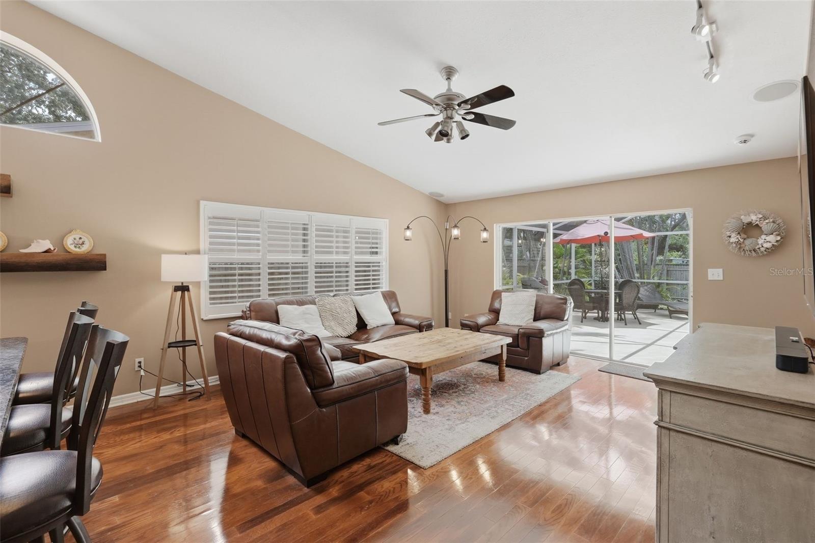 PINELLAS GROVES - Residential