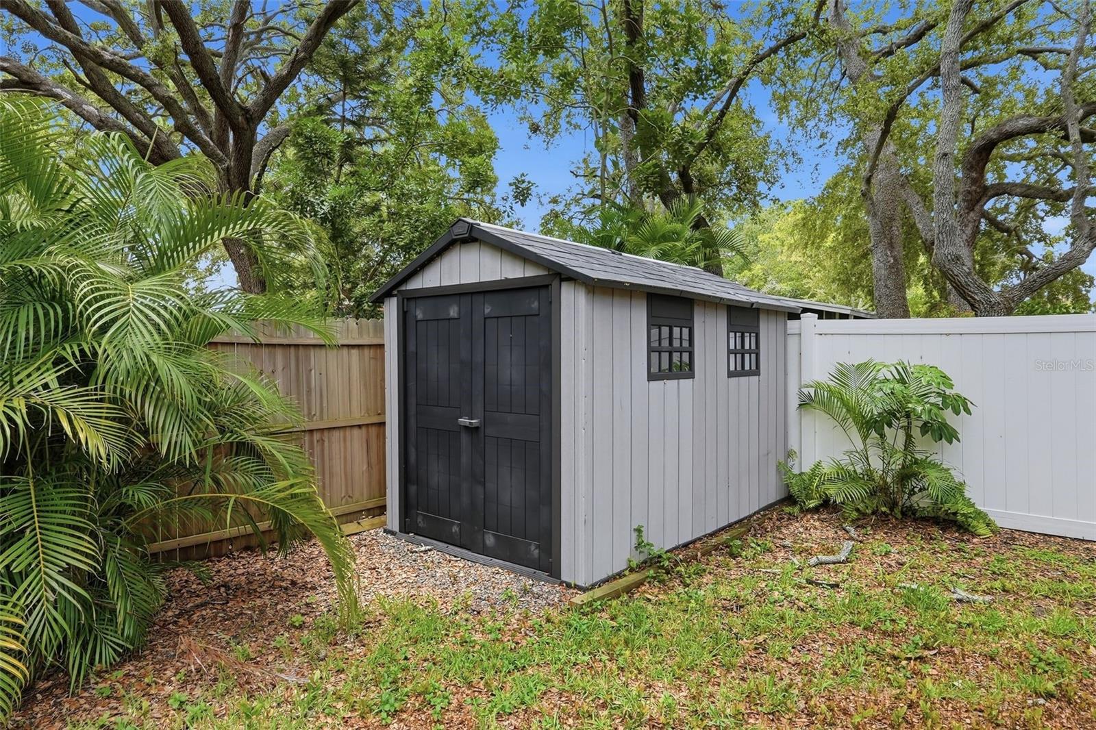 PINELLAS GROVES - Residential