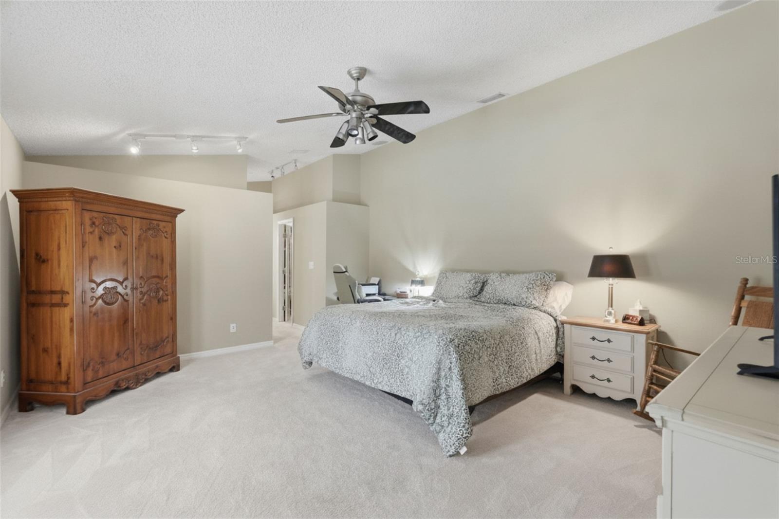 PINELLAS GROVES - Residential