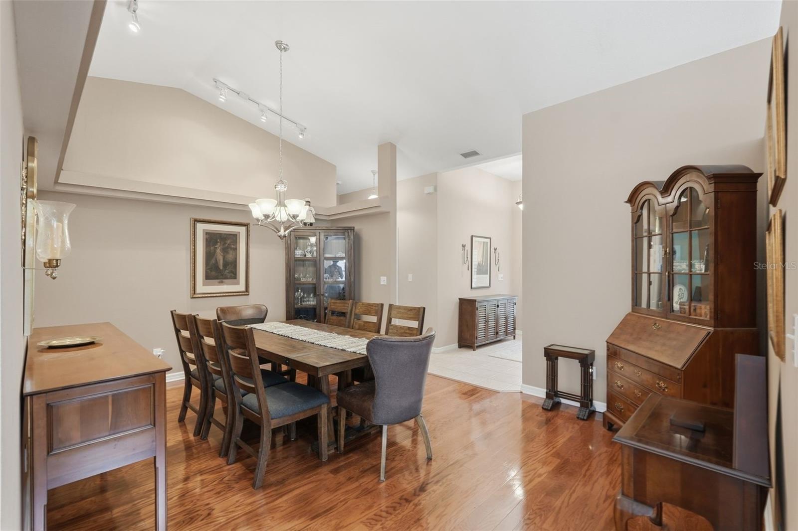 PINELLAS GROVES - Residential