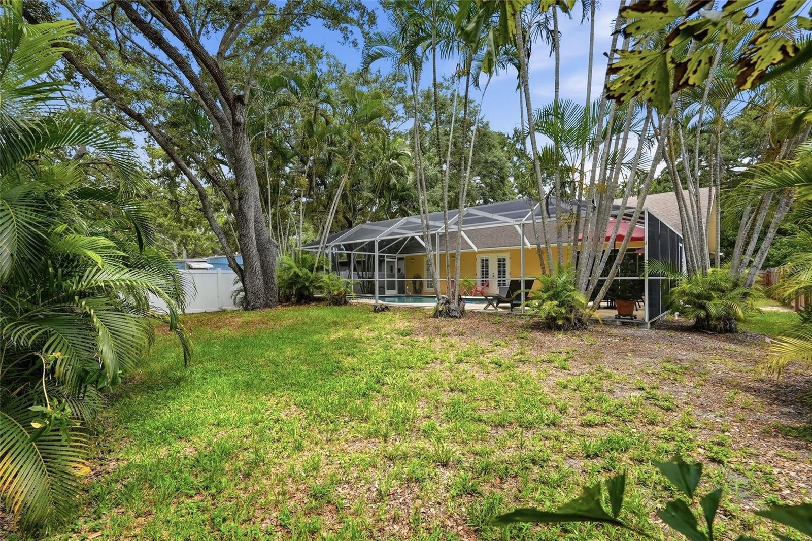 PINELLAS GROVES - Residential