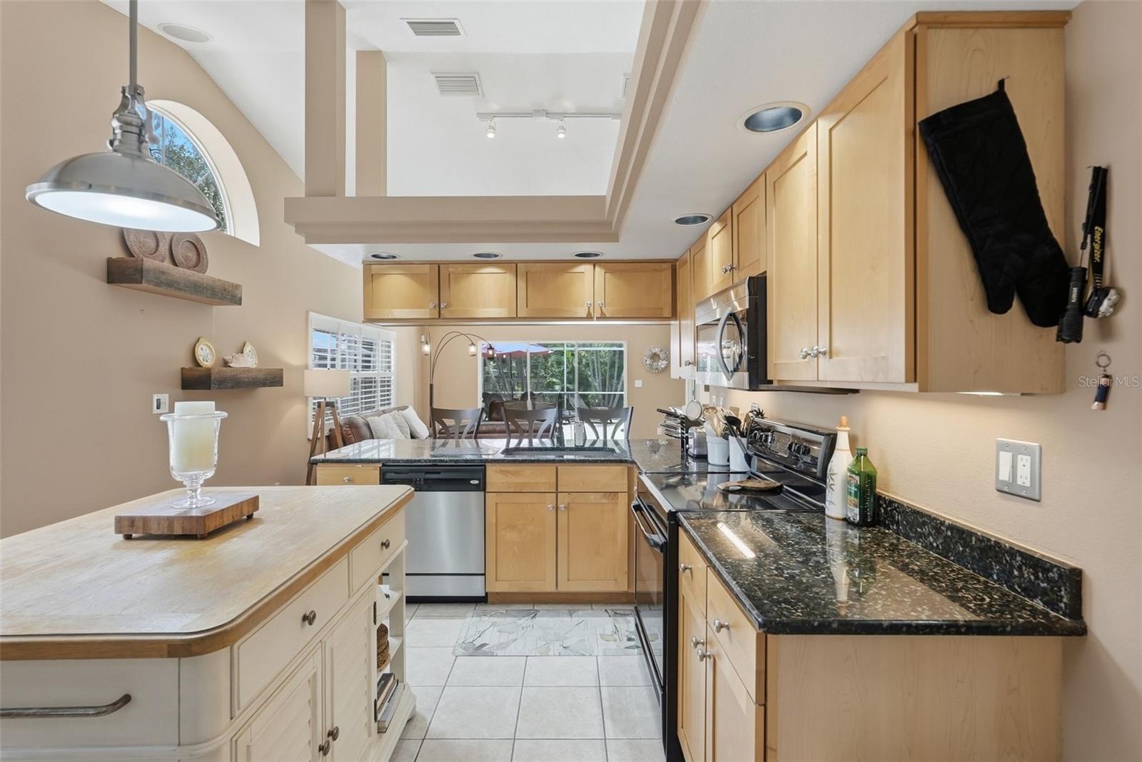PINELLAS GROVES - Residential